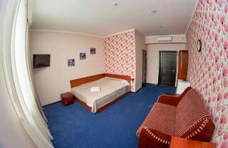 Отель Европа Pokrovsk Улучшенный двухместный номер с 1 кроватью-1